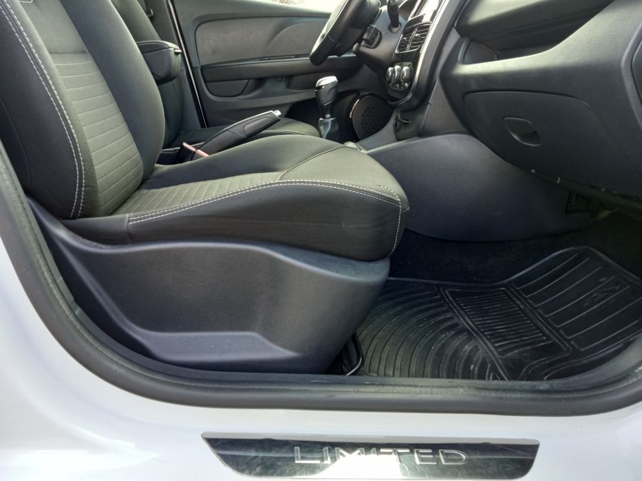 Renault sport 1.5 dci troco por carro do meu agrado.