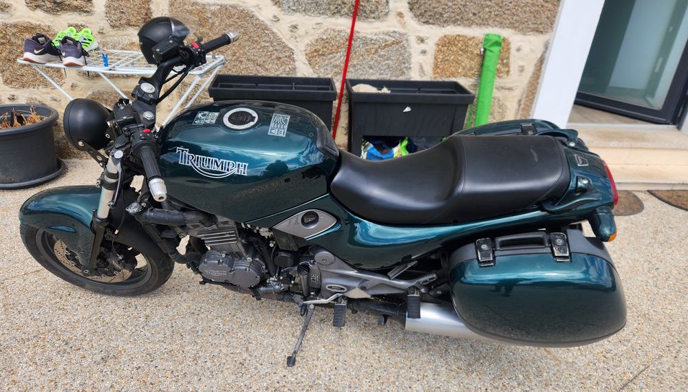 Triumph Trophy 900