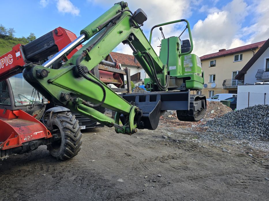 Minikoparke 800 kg Mitsubischi ME08b 1857 mth-2012 rok