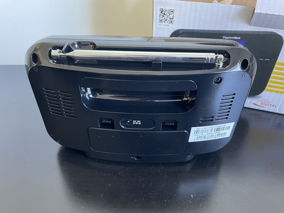 Radio cyfrowe DAB plus Technisat DigitRadio 250 kolor czarny