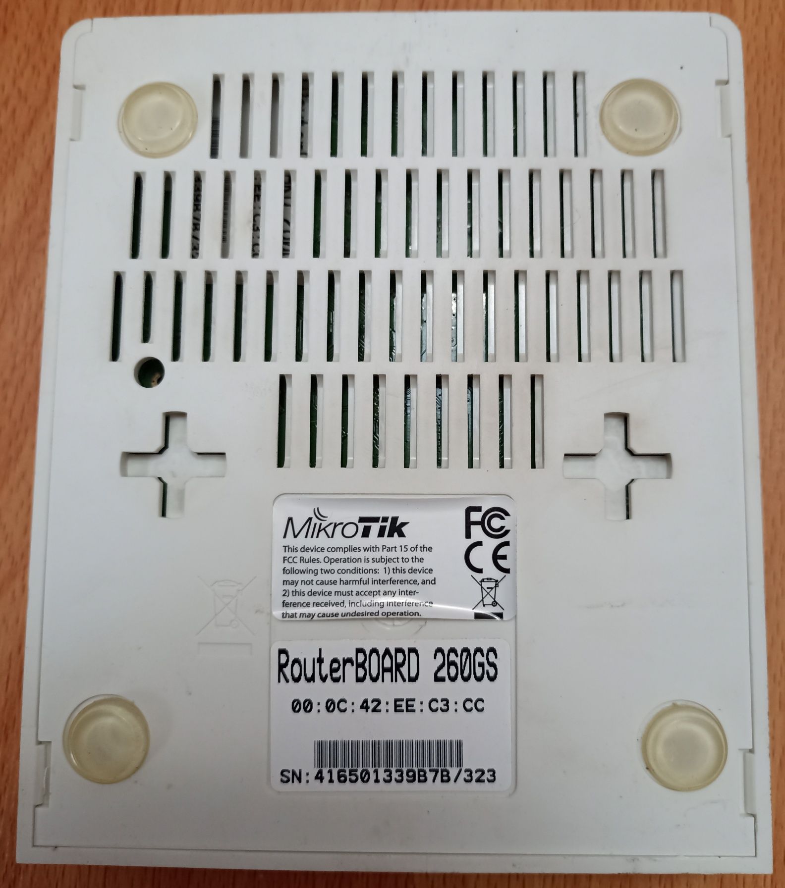 Комутатор MikroTik RB260GS