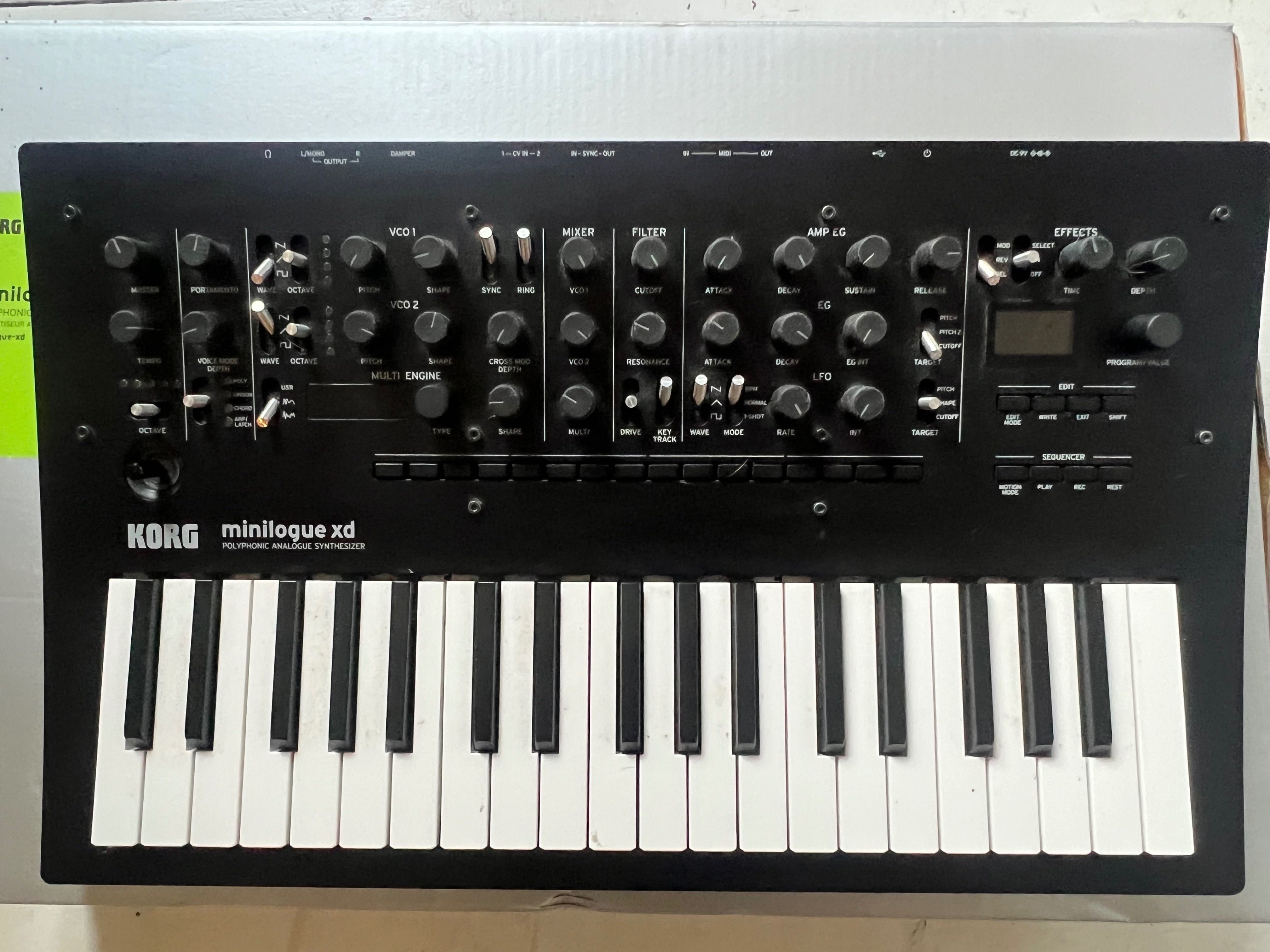 Syntezator analogowy Korg Minilogue XD