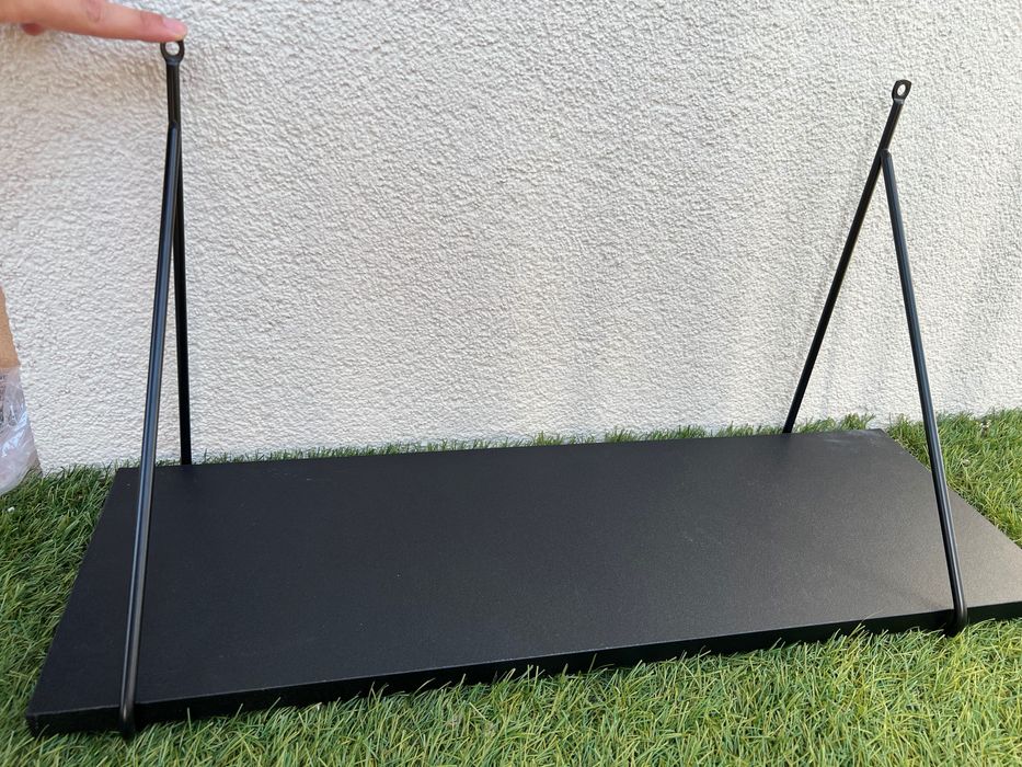 Nowoczesna półka ścienna