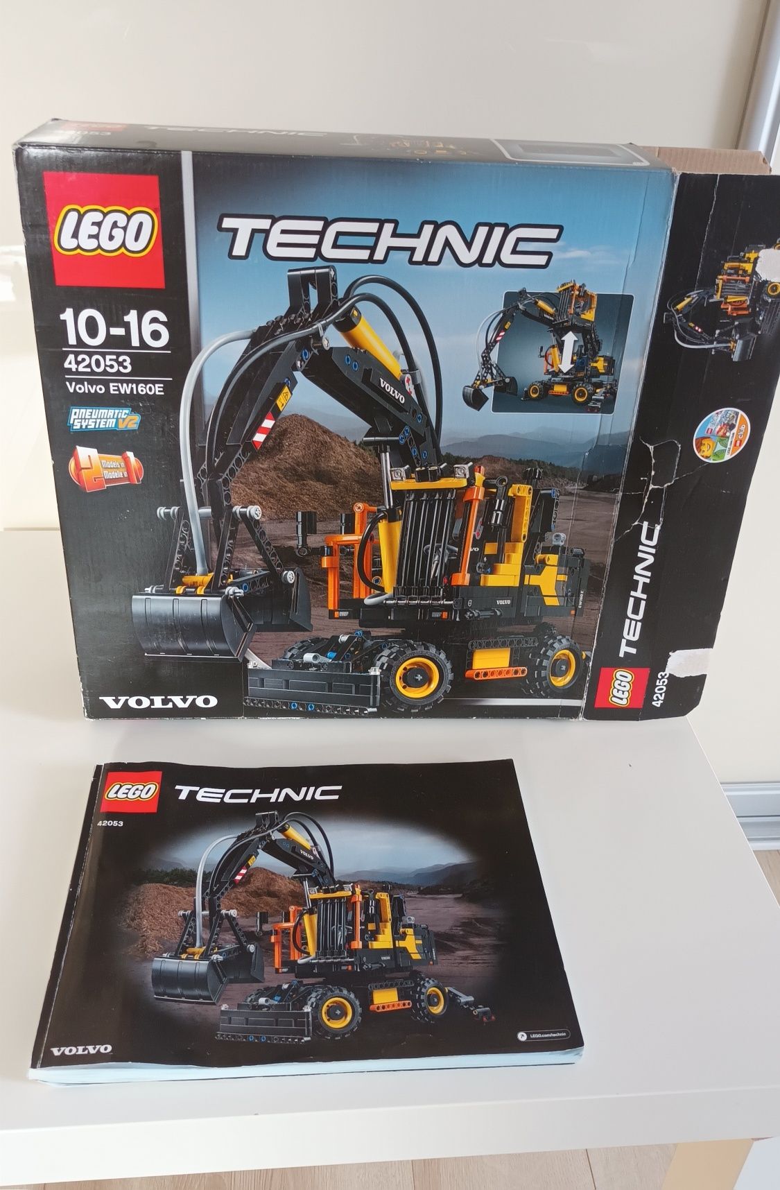 LEGO Technic 42053 - Volvo EW160E - pneumatyka