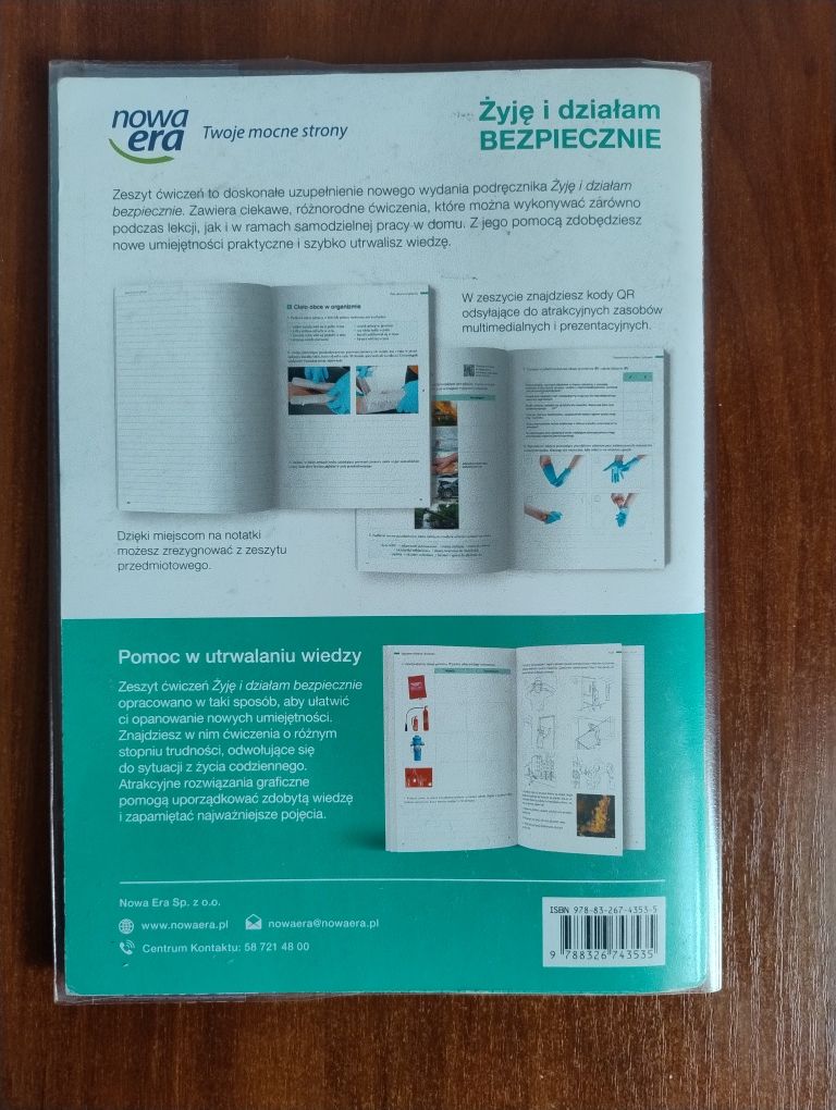 Żyję i działam bezpiecznie - podręcznik i ćwiiczenie