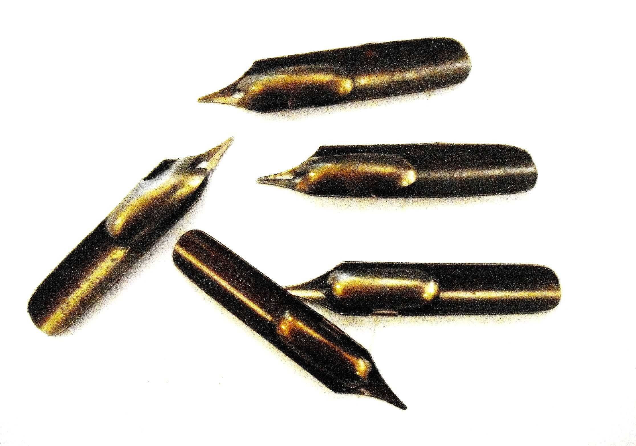 5 Aparos antigos para desenho