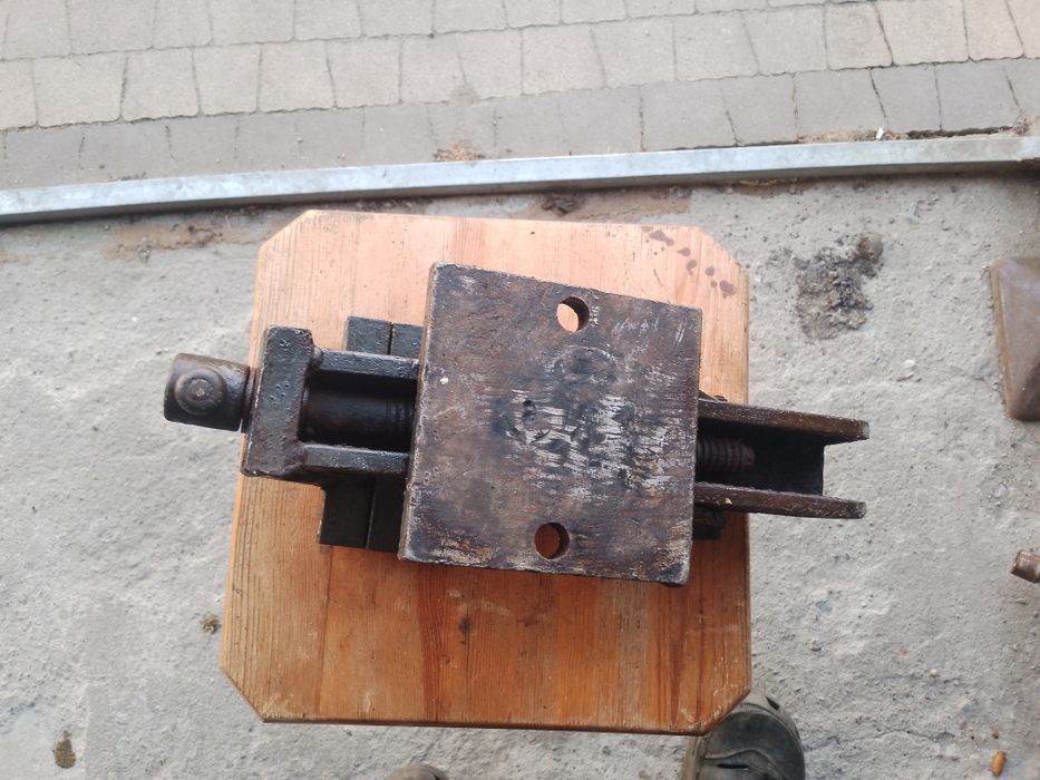 Imadło ślusarskie średnie