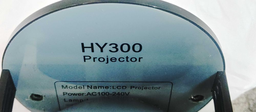 Проектор LED HY-300 (отправлен)