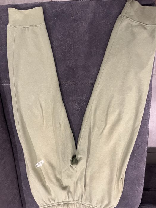 Spodnie nike dres oliwka