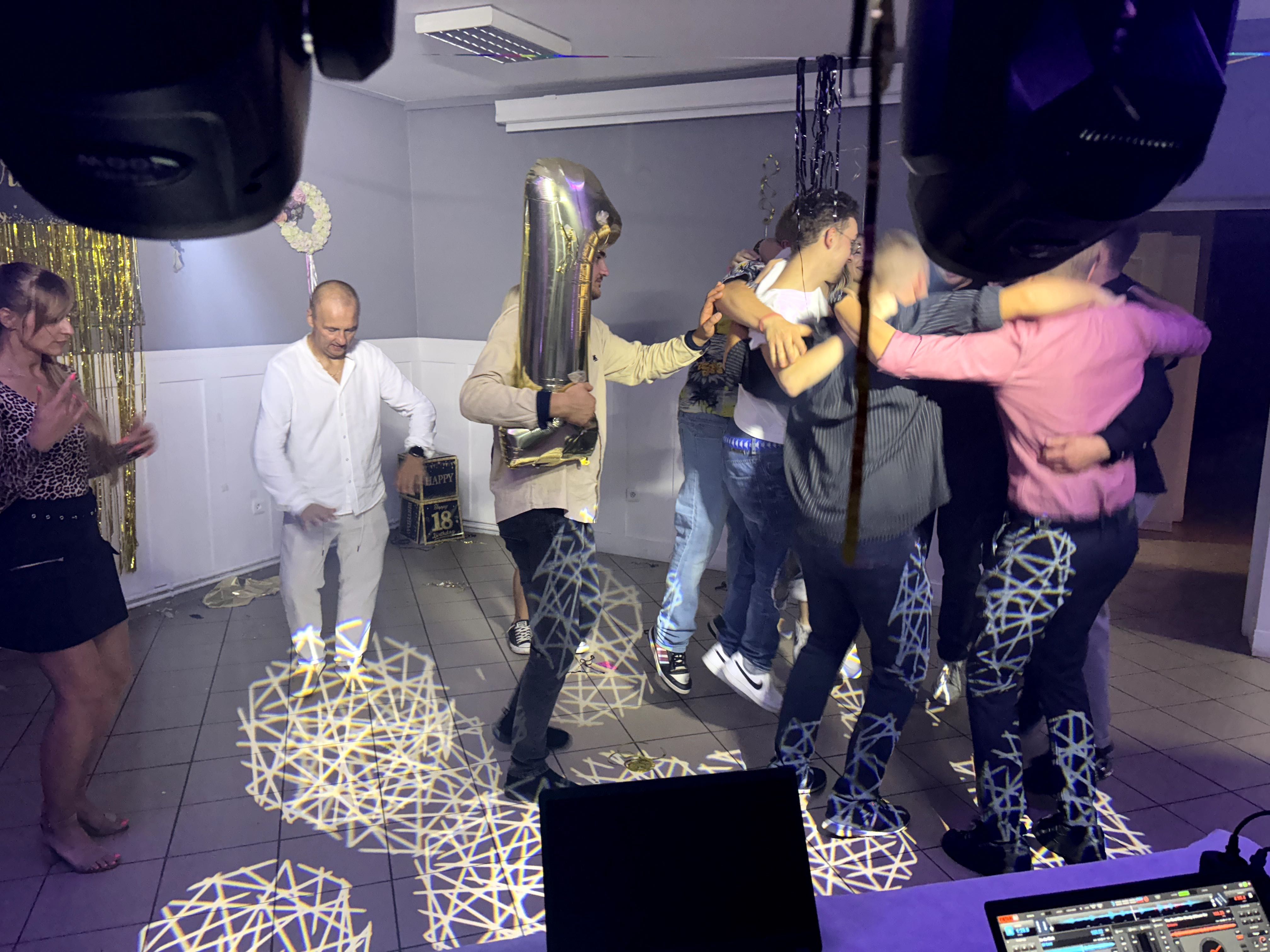 PIXEL PARTY - Dj, 18-stki, studniówki, urodziny, wesela, imprezy