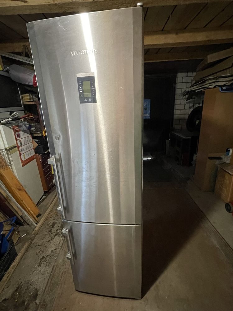 холодильник LIEBHERR