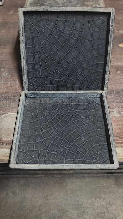 Formy do produkcji płytek betonowych