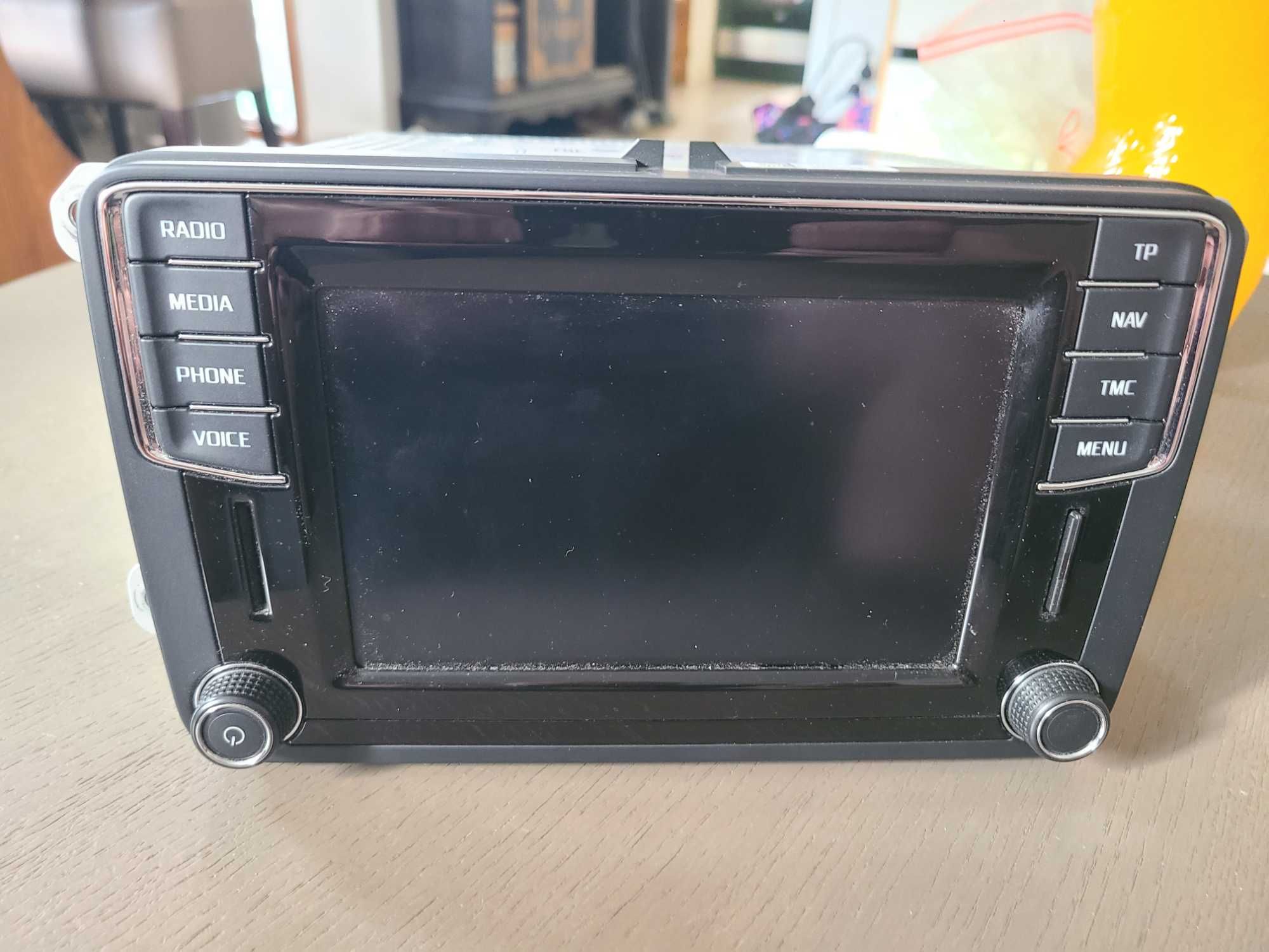 Radio SKODA MIB STD2PQ+ NAV  5LO 036 680 B