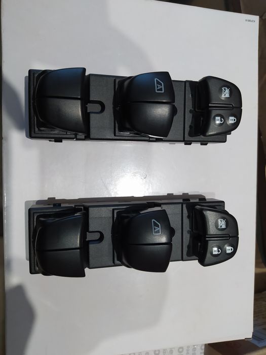 Блок кнопки стеклоподъемника Nissan Leaf,Juke, Rogue Qashqai T32,X-TRA