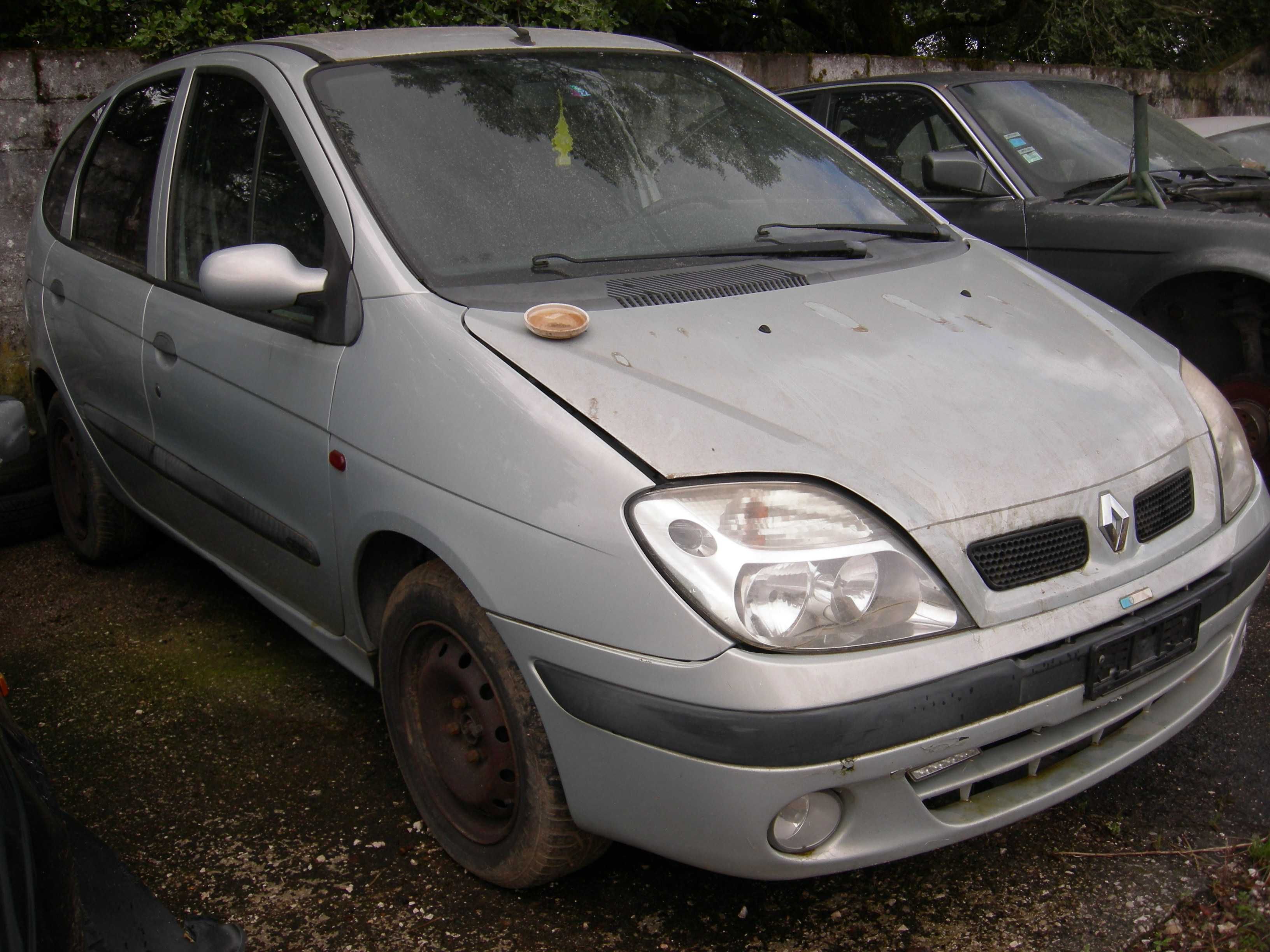 Renault Scénic para peças