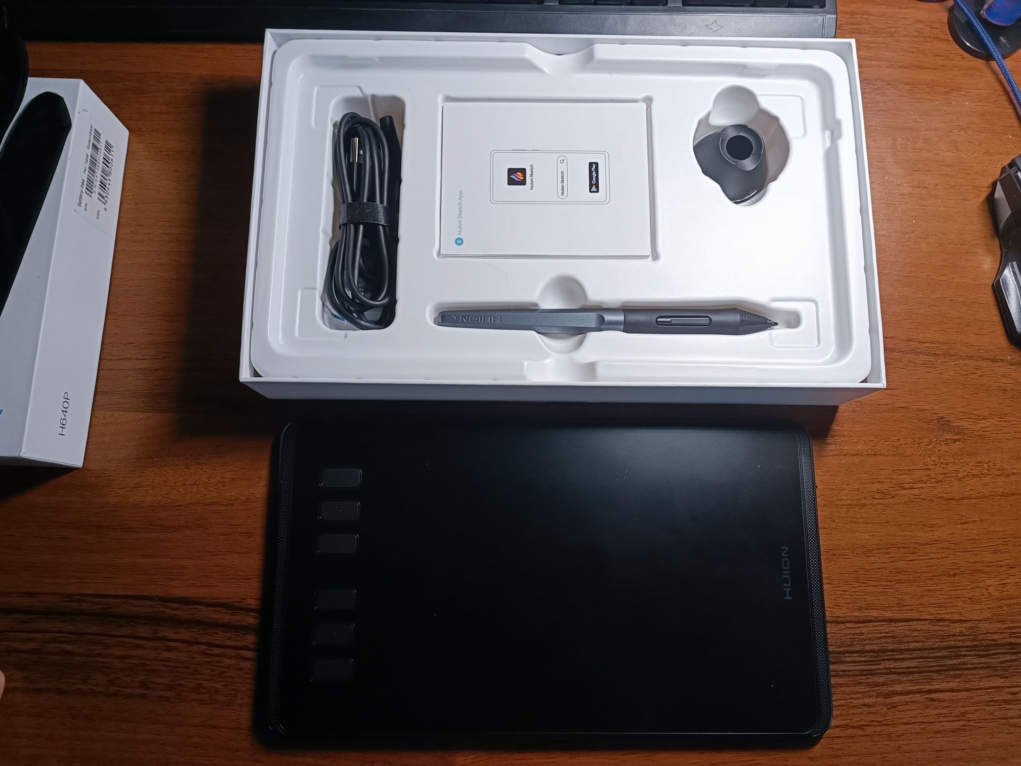 Графічний планшет Huion INSPIROY H640P