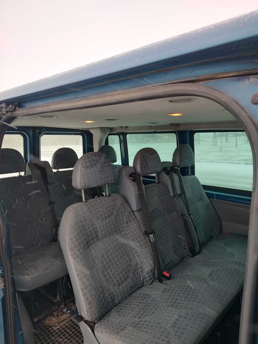 Ford Transit 2.2  9 osób ZDROWY!!!