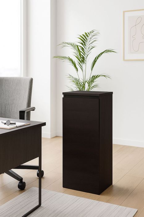 Тумба приліжкова висока з полицями 40х40х100см