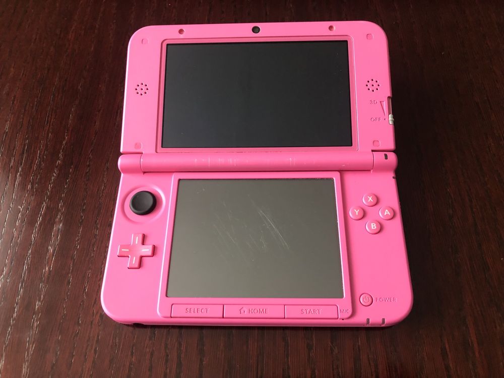 Konsola Nintendo 3DS XL Różowa + akcesoria