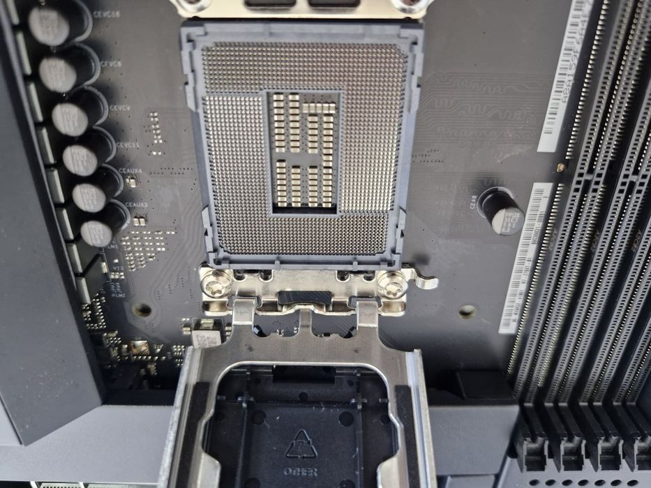 Nzxt N7 Z790 N7-Z79Xt-W1 Socket 1700  Płyta Główna