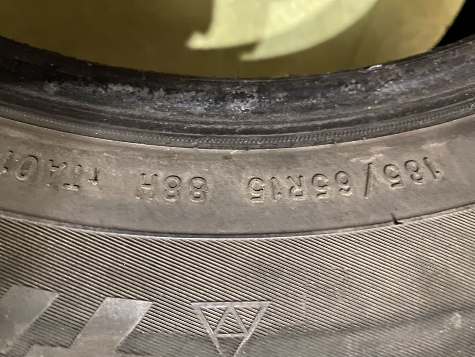 Продам рещину r15 185/65