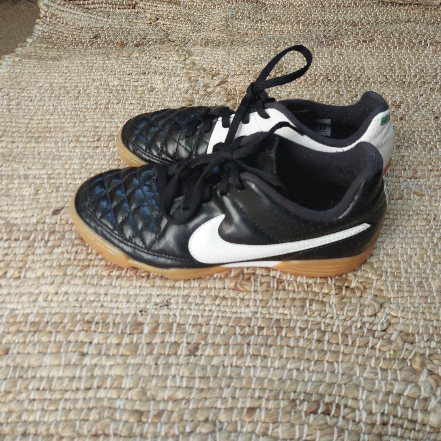 Halówki Nike Tiempo 31,5