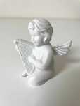 Porcelanowy aniołek Rosenthal.  Biała porcelana.