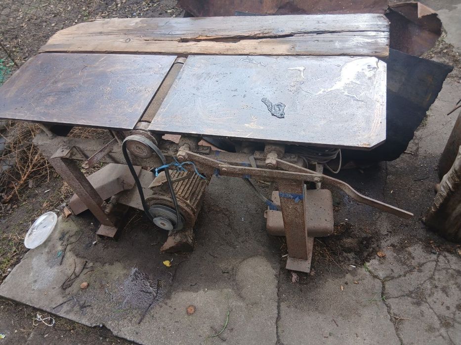 Циркулярний станок фуганок