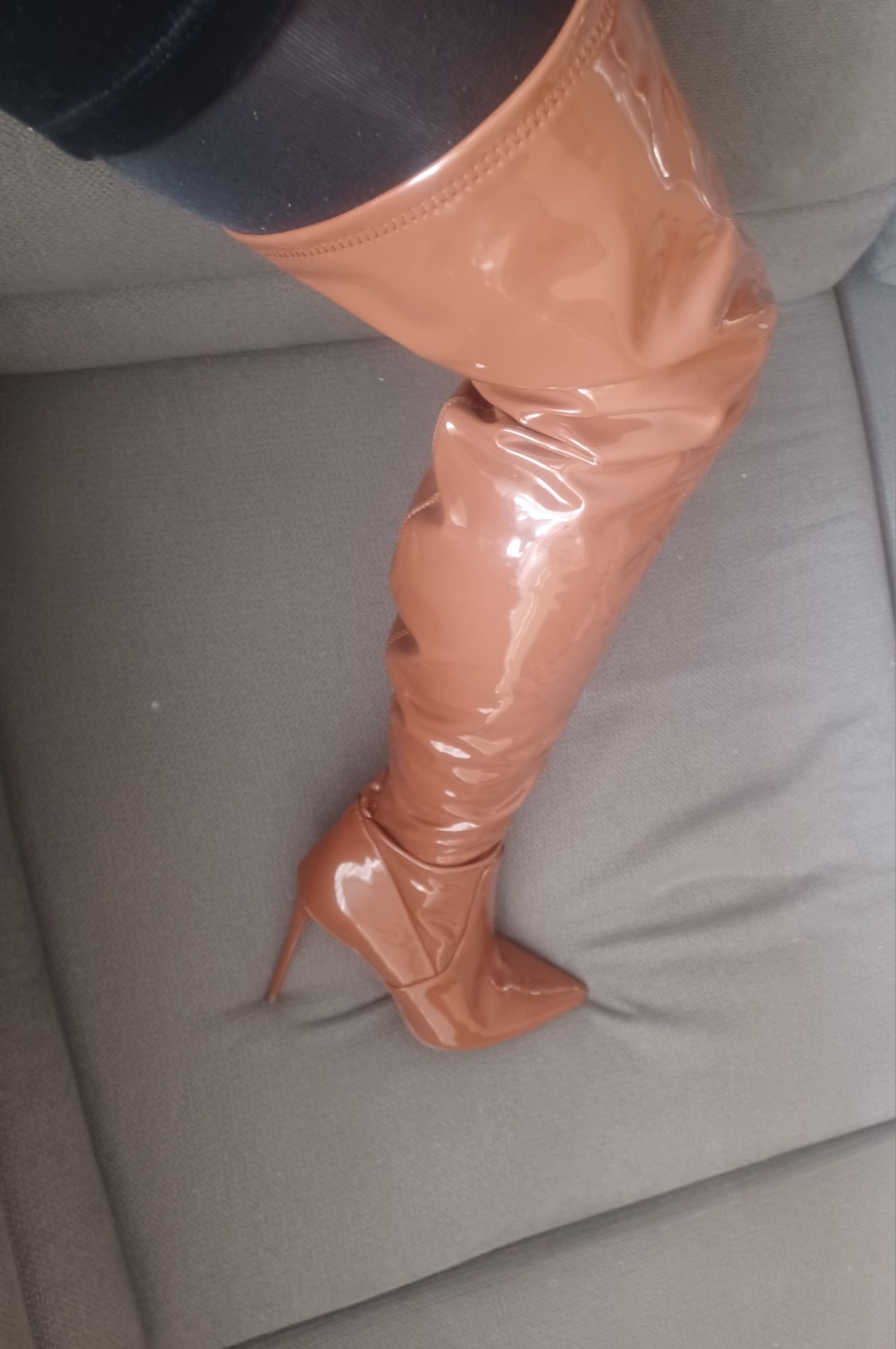 Kozaki muszkieterki lakierowane Steve Madden