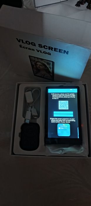 Беспроводной екран для селфи с основной камеры