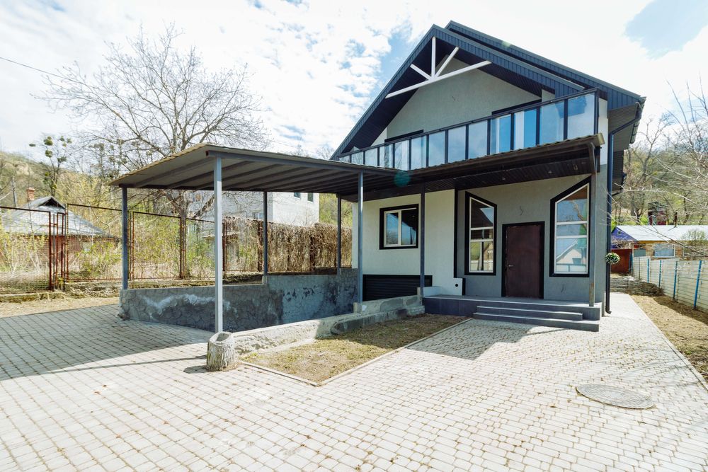 Без% Продаж сучасного будинку на березі Дніпра в Халеп"я Обухівський р