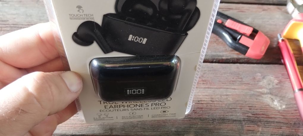 Słuchawki bezprzewodowe bluetooth nowe
