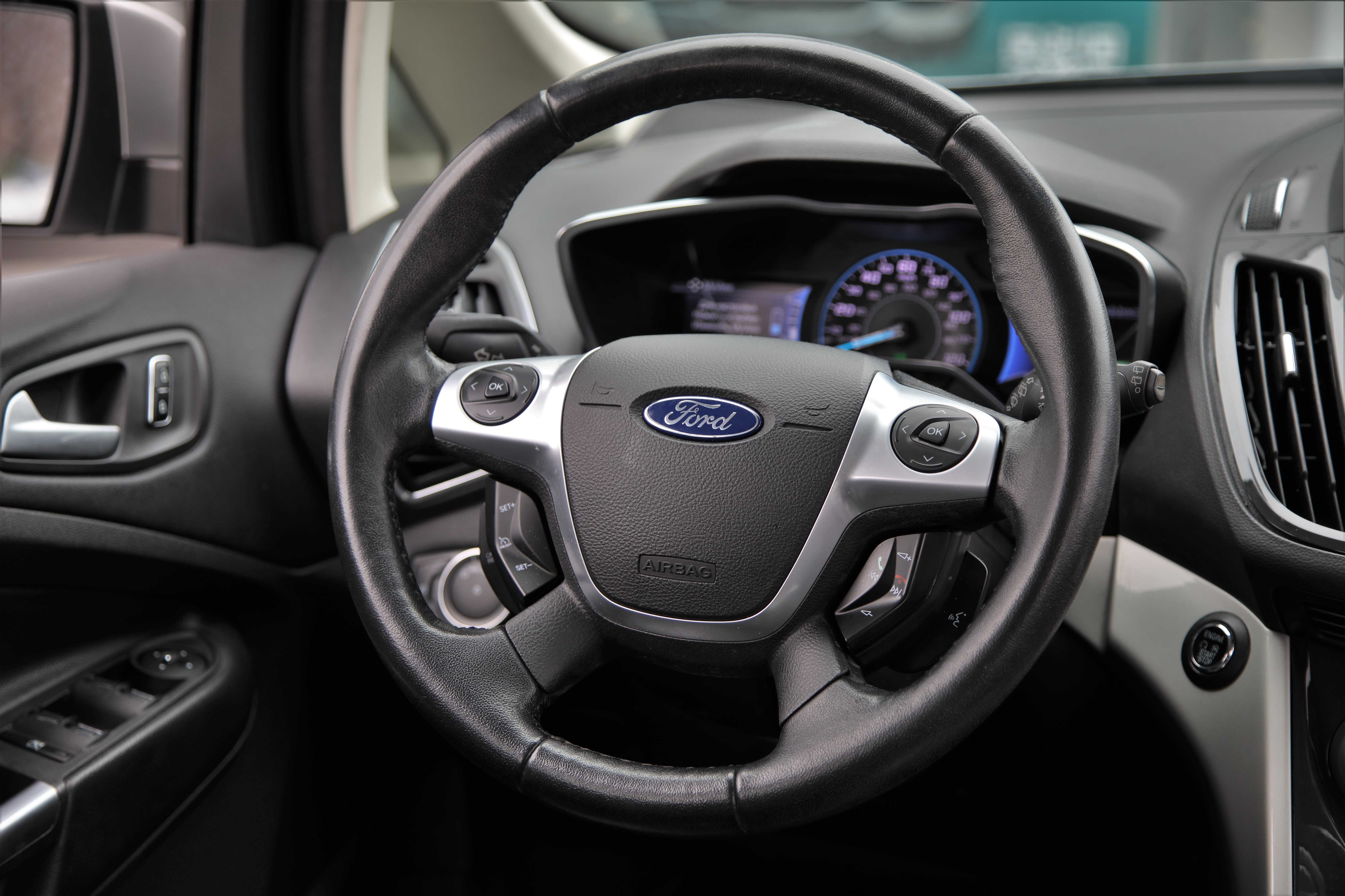 Ford C-Max 2013 року