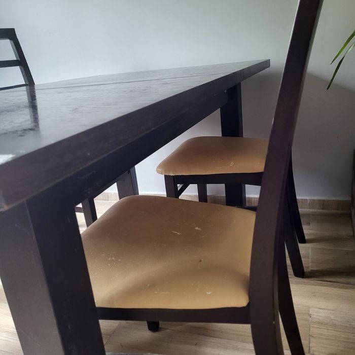 Piękny duży solidny stół wenge