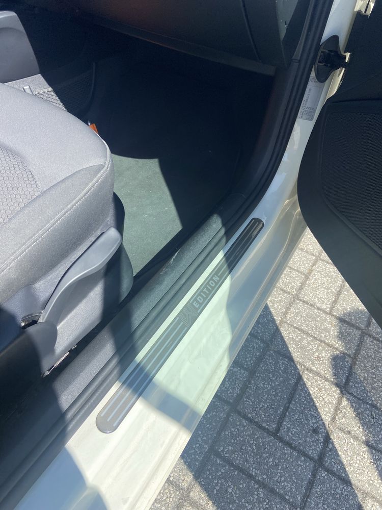 Vendo audi A1 1.6tdi 105cv 2011 bom estado