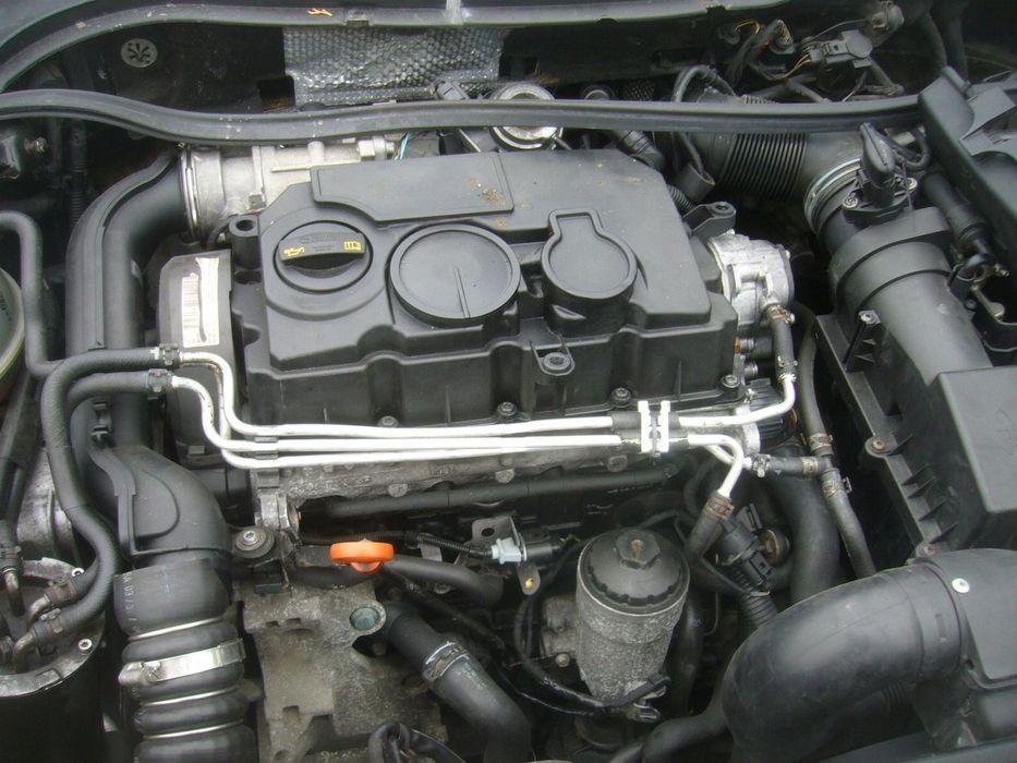 TOURAN GOLF V AUDI A3 PASSAT SILNIK 2.0 TDI BMP KOMPLETNY