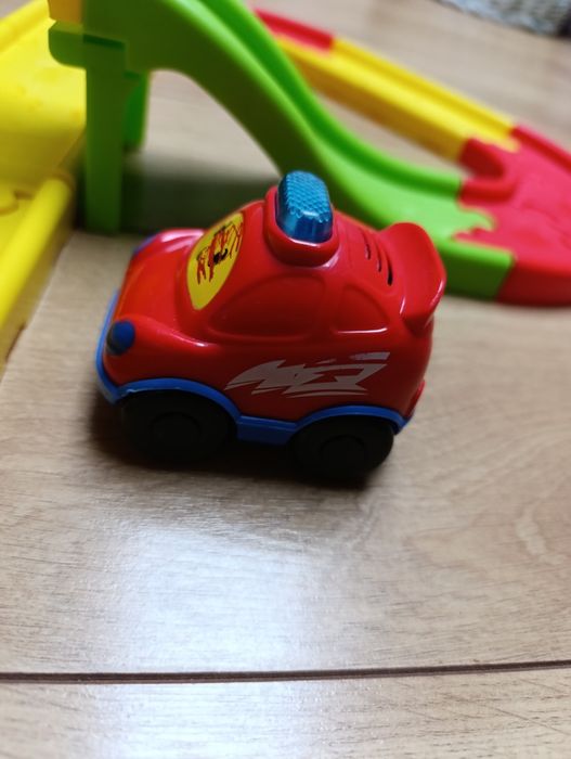 Tory ósemka z mostem i auto mówi Smily Play