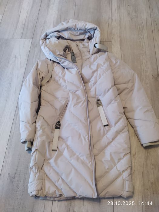 Kurtka, płaszcz damski, pikowana, beżowy.