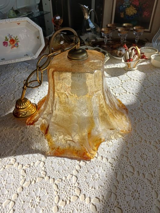 Murano lampa sufitowa miodowa Mid century