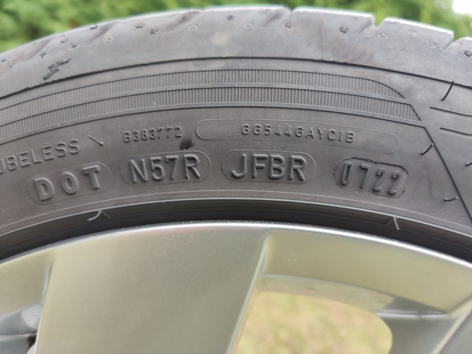 Koła felgi 17 cali Volkswagen VW golf opony Goodyear Eagle F1