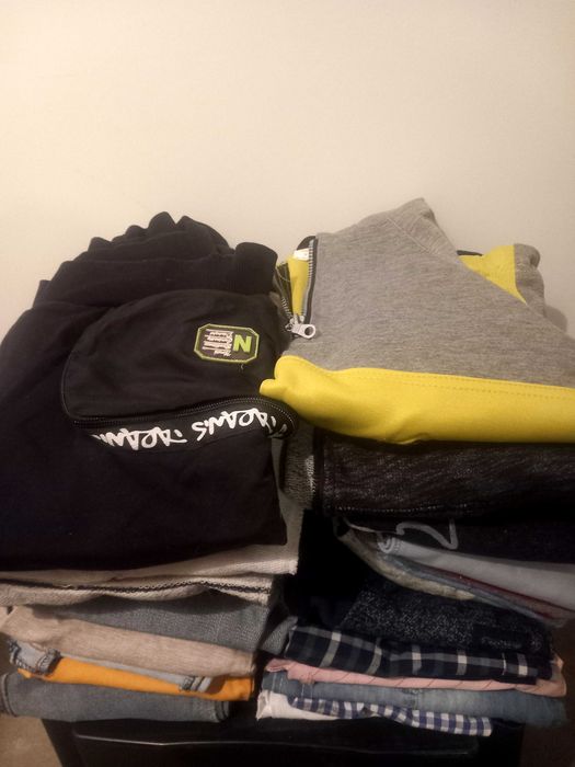 Ubrania chłopięce rozmiar 122-134