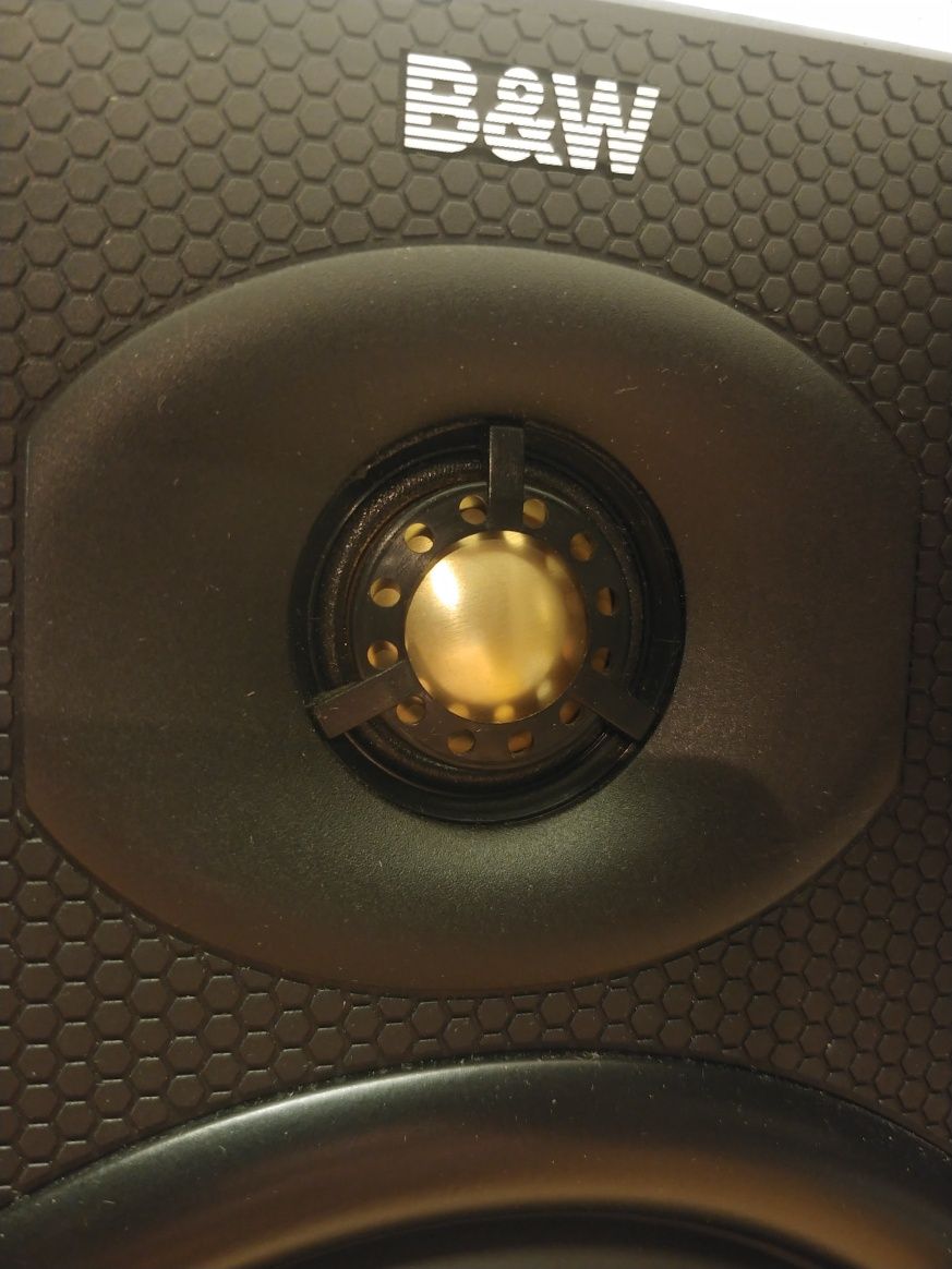 B&W Bowers & Wilkins DM601 s1