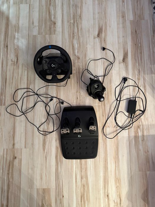 Kierownica LOGITECH G923 + Shifter Bundle (PC/PS4/PS5)
