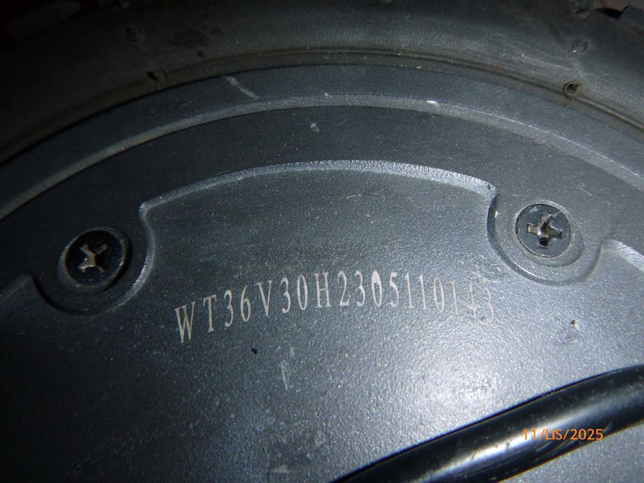 Hulajnoga Elektryczna Ducatti pro I evo Silnik ,kolo z pompowaną oponą