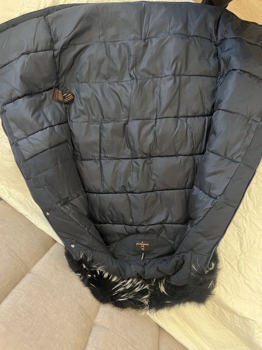 Зимова парка куртка розмір М