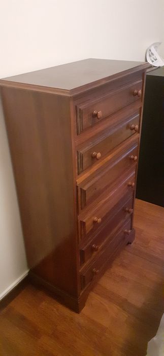 Cómoda para doação