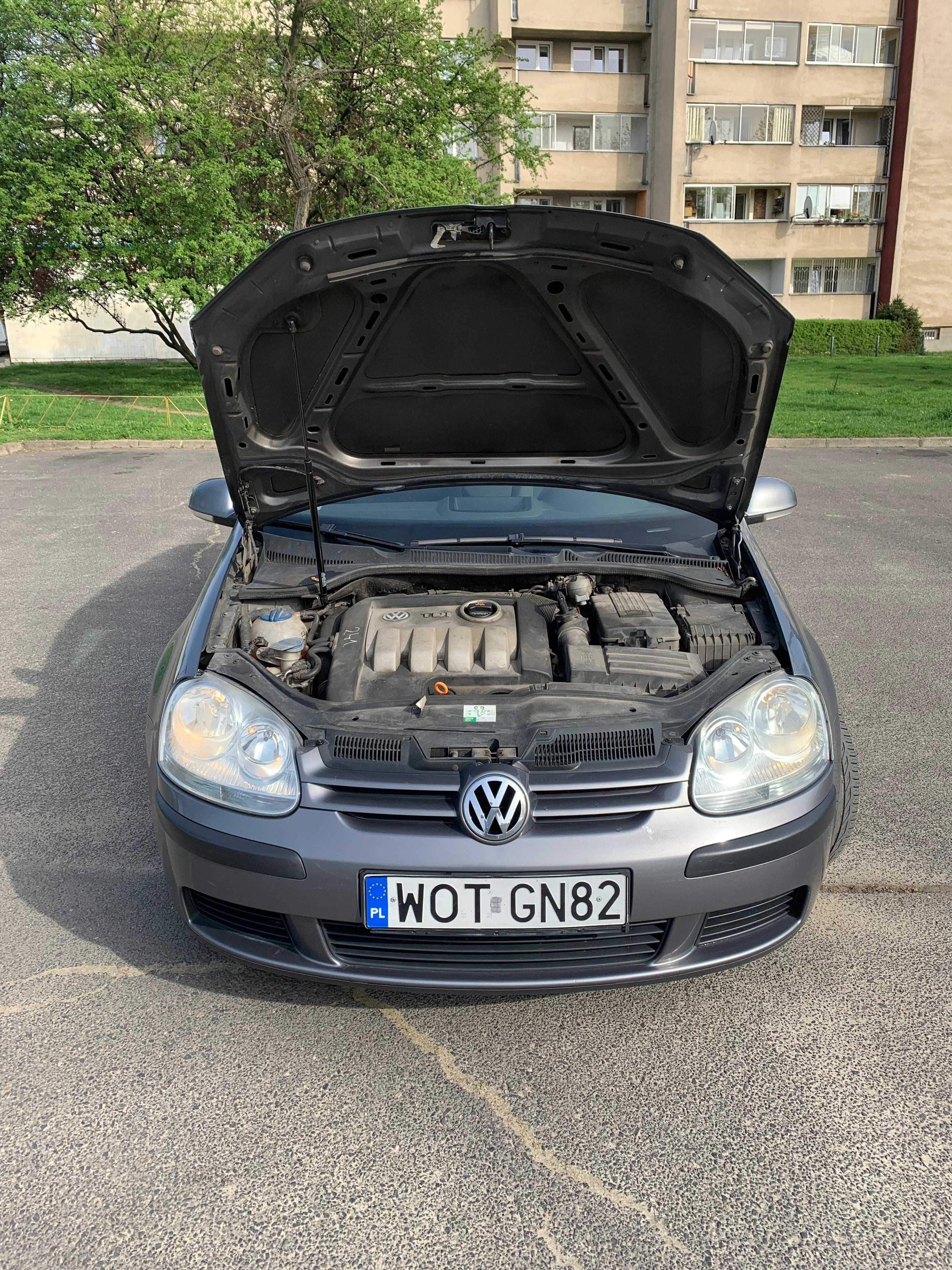 Volkswagen GOLF V 2005