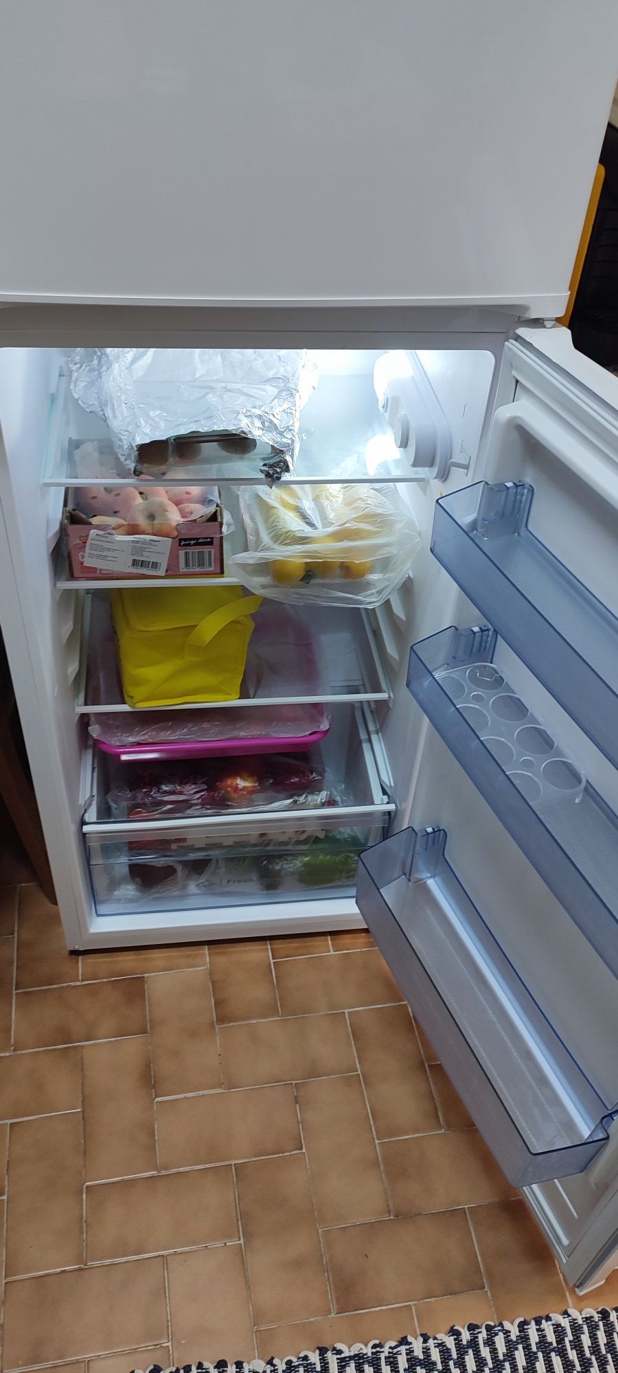 Frigorífico Indesit