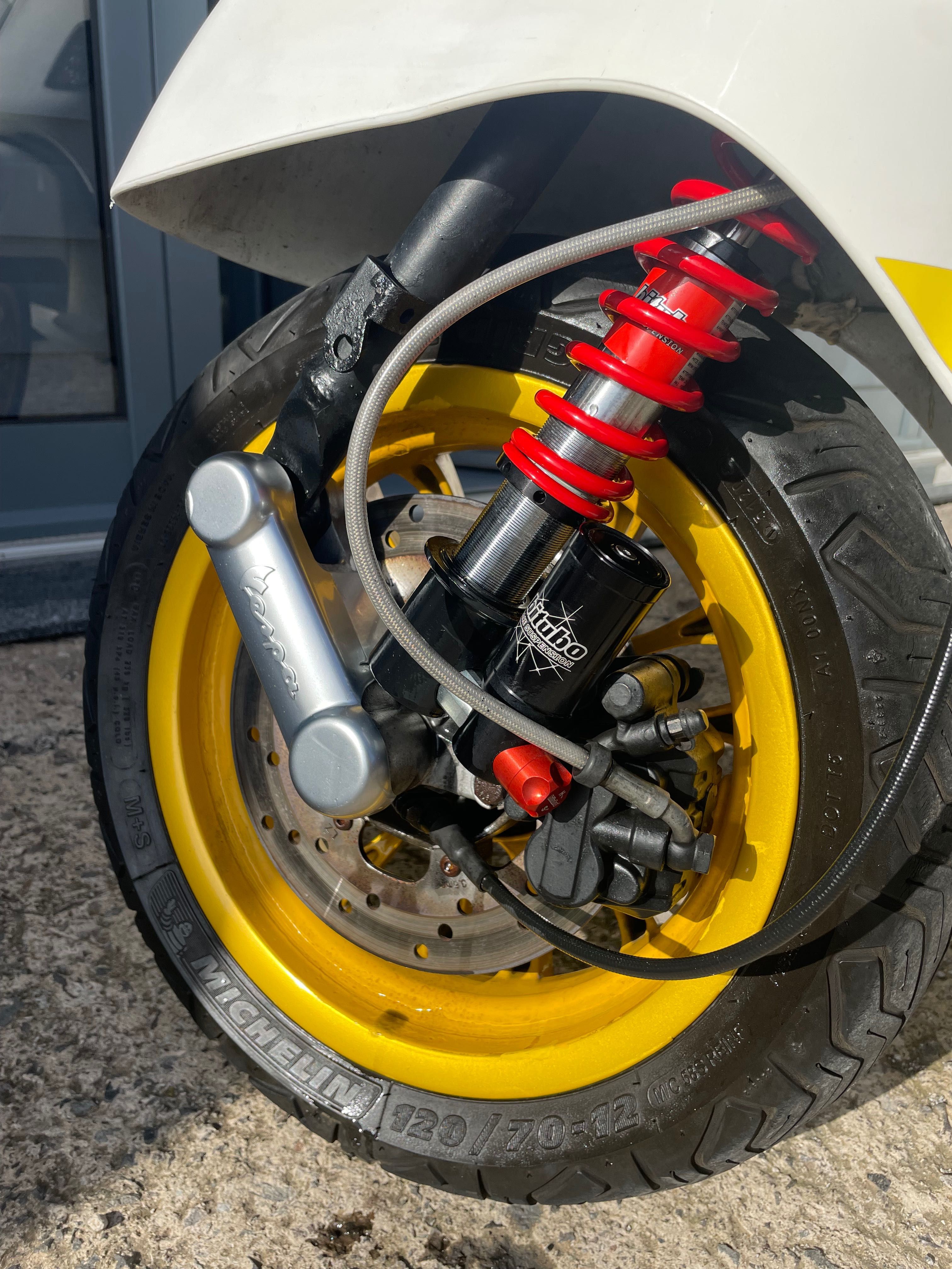 VESPA  GTS 300 Supra