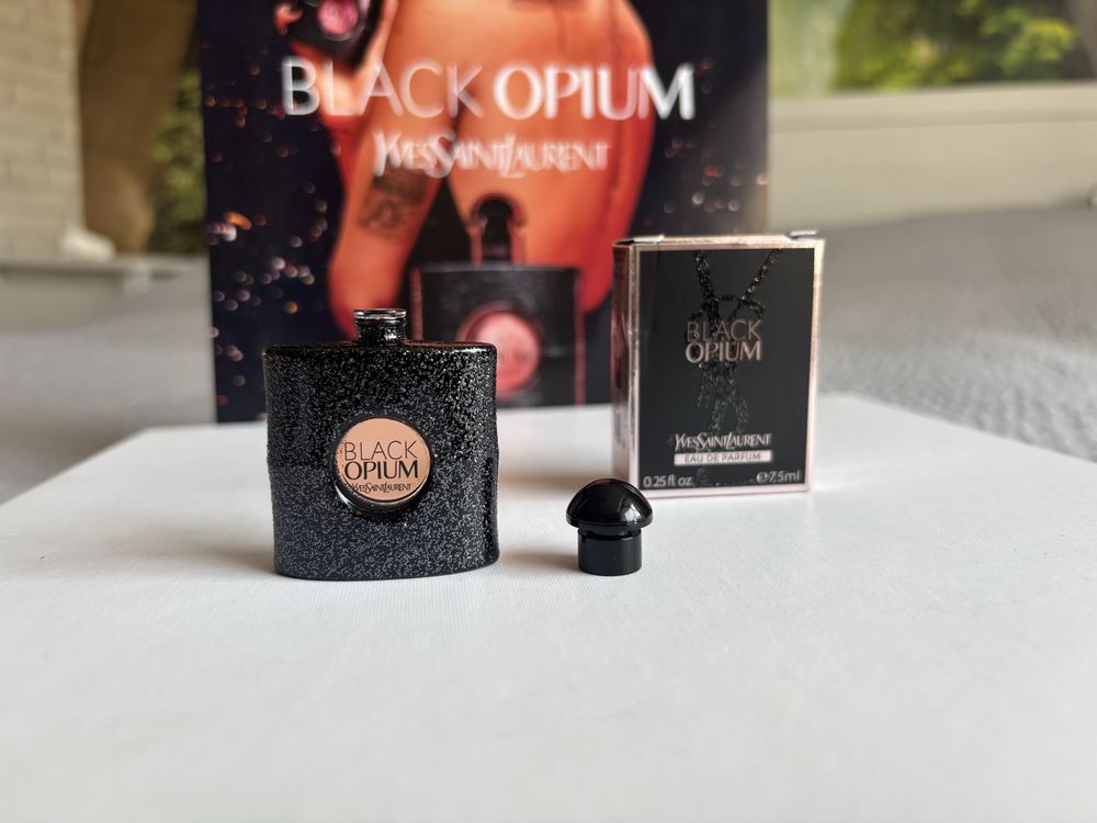 Yves Saint Laurent Black Opium miniaturka 7.5 ml
